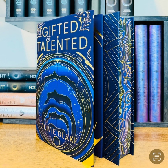 Fairyloot Exclusive Signed Edition Gifted & Talented by Olivie Blake